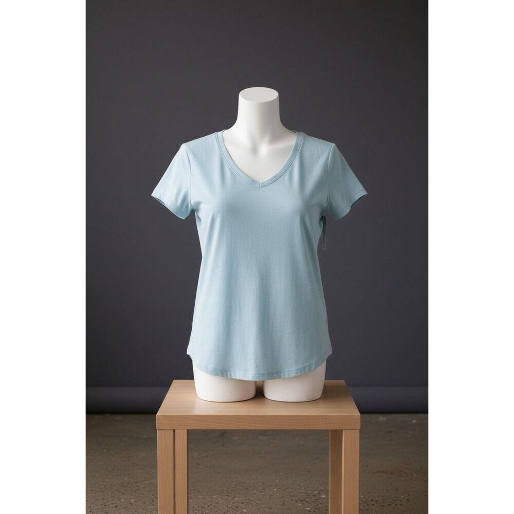 Xersion Women’s V-Neck T-Shirt, Size Medium, Iced Aqua Blue, NWT